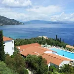 Nautilus Hotel 3*