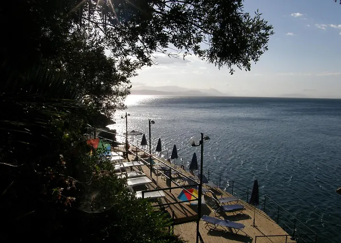 Nautilus Otel 3*