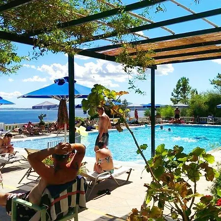 Nautilus Hotel