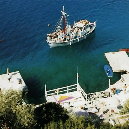 Nautilus 3* בארבאטי