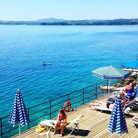 Nautilus Hotell 3*